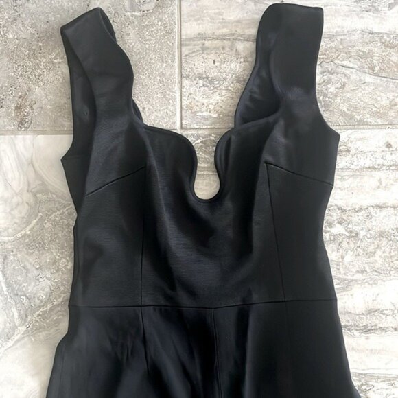 GALVAN Siren Scalloped Straight-Leg Jumpsuit in Black, US 2 NEW w/Tag $1,895 - Picture 7 of 11